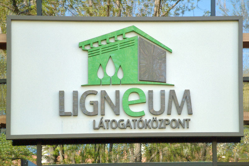 Ligneum Látogatóközpont