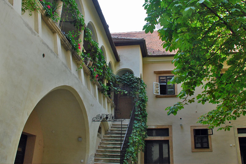 Belvárosi udvar